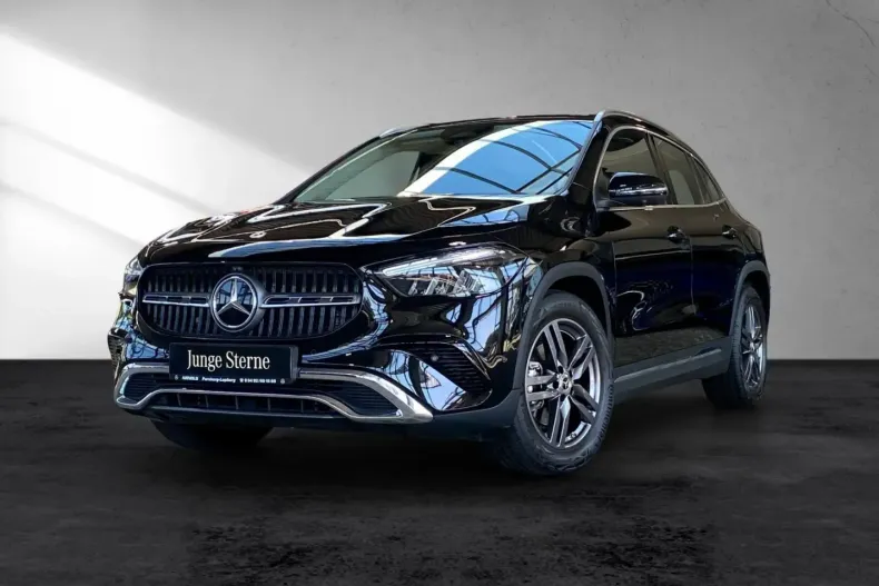 Mercedes-Benz GLA 200 din 2024 cu 13.970 km - oferta MER109924 - foto 1