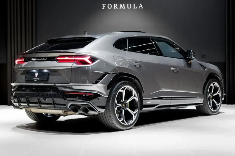 Lamborghini Urus din 2023 cu 17.800 km - oferta LAM109925 - foto 3