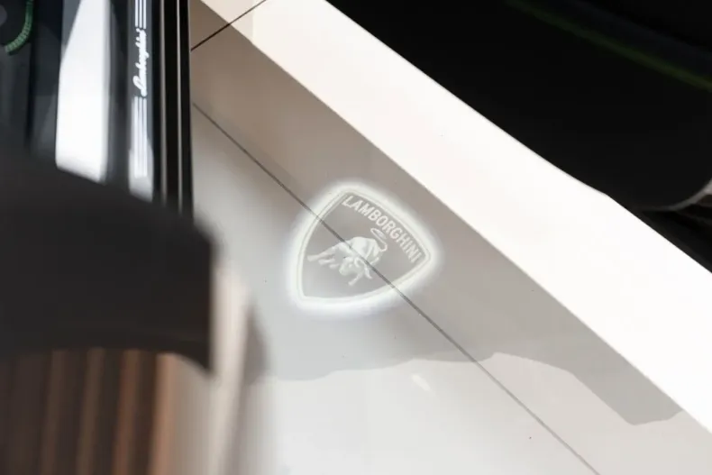 Lamborghini Urus din 2023 cu 17.800 km - oferta LAM109925 - foto 8