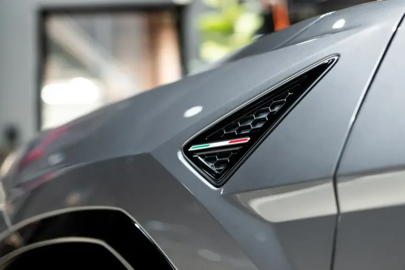 Lamborghini Urus din 2023 cu 17.800 km - oferta LAM109925 - foto 9