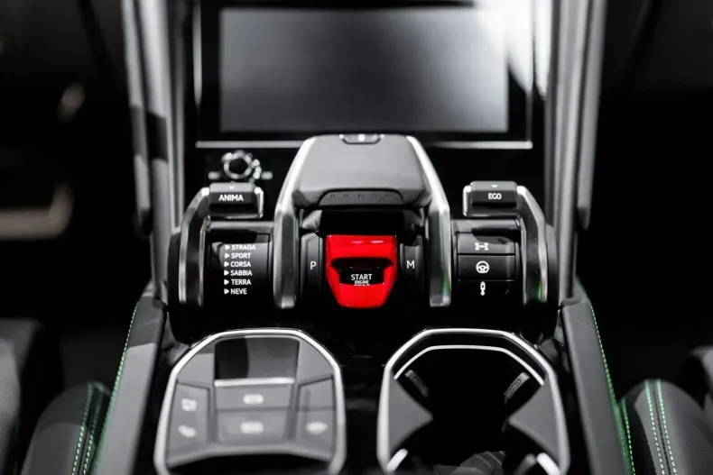 Lamborghini Urus din 2023 cu 17.800 km - oferta LAM109925 - foto 16