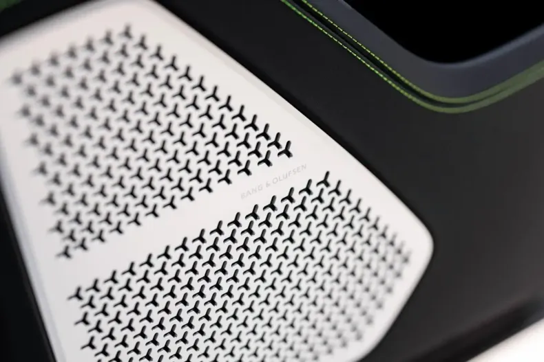 Lamborghini Urus din 2023 cu 17.800 km - oferta LAM109925 - foto 18