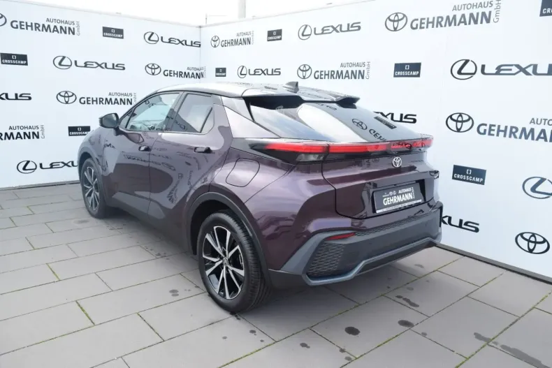 Toyota C-HR din 2024 cu 11.500 km - oferta TOY109936 - foto 3