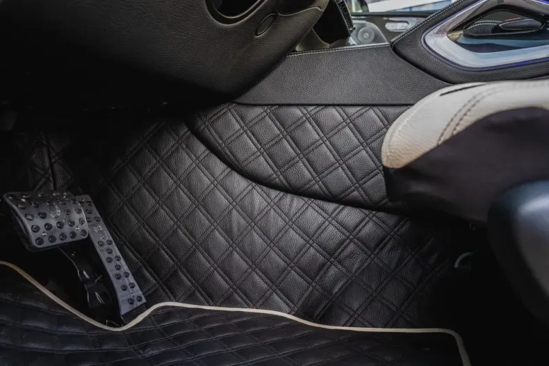 Mercedes-Benz GLE 63 AMG din 2021 cu 6.900 km - oferta MER109939 - foto 14