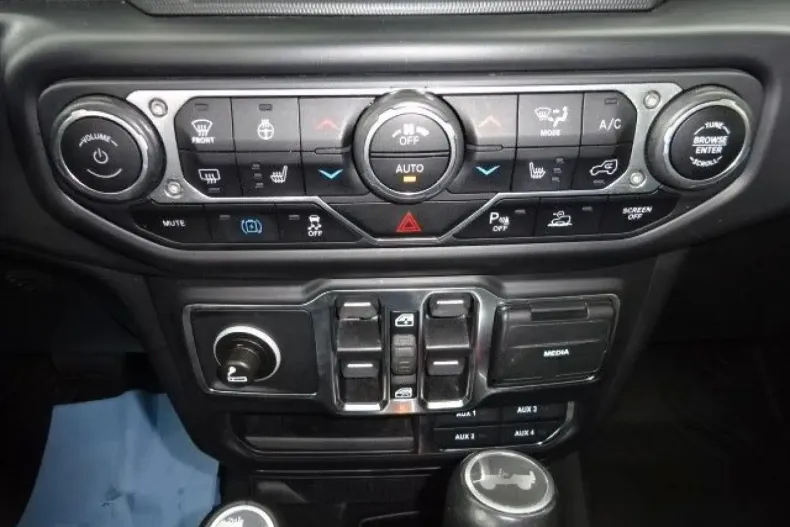 Jeep Wrangler din 2021 cu 55.955 km - oferta JEE109942 - foto 15