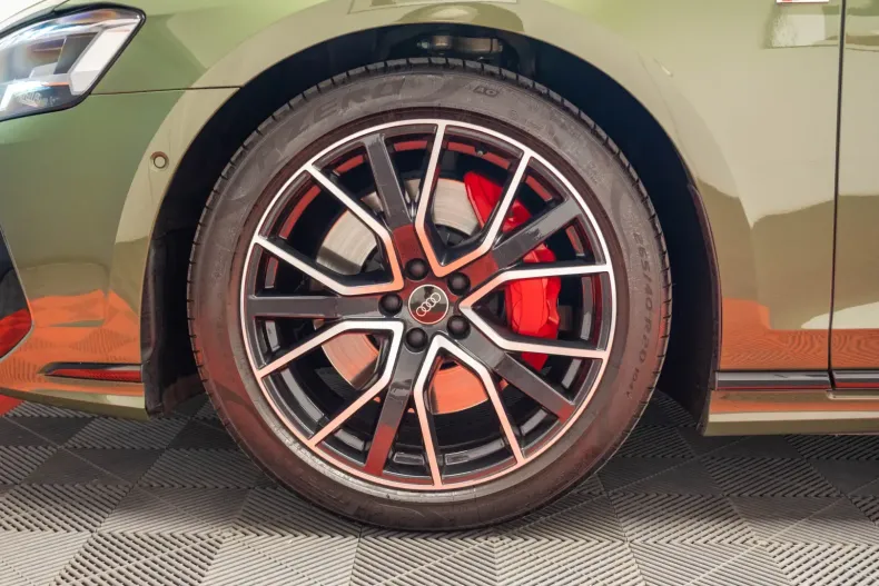 Audi A8 din 2023 cu 49.050 km - oferta AUD109944 - foto 10