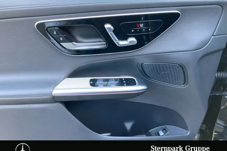 Mercedes-Benz GLC 300 din 2024 cu 21.850 km - oferta MER109946 - foto 25