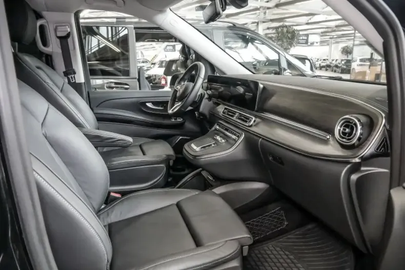 Mercedes-Benz V 300 din 2024 cu 37.500 km - oferta MER109947 - foto 5
