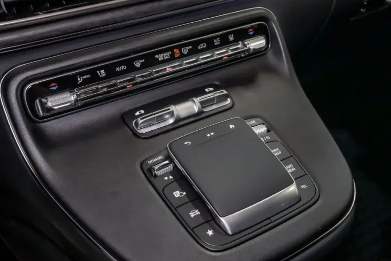 Mercedes-Benz V 300 din 2024 cu 37.500 km - oferta MER109947 - foto 18