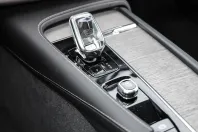 Volvo XC90 din 2023 cu 18.442 km - oferta VOL109954 - foto 13