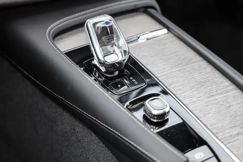 Volvo XC90 din 2023 cu 18.442 km - oferta VOL109954 - foto 13