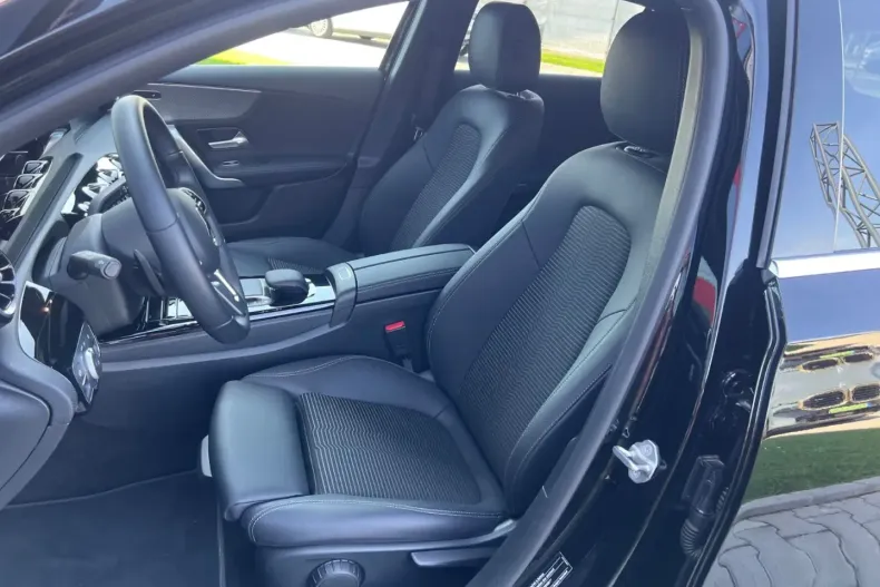 Mercedes-Benz A 180 din 2022 cu 6.500 km - oferta MER109964 - foto 10