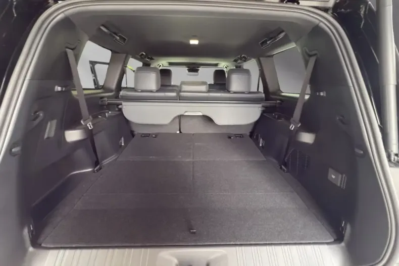 Toyota Land Cruiser din 2025 cu 20 km - oferta TOY109969 - foto 18