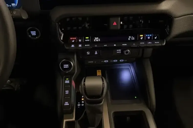 Toyota Land Cruiser din 2025 cu 15 km - oferta TOY109971 - foto 14