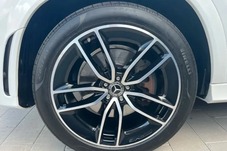 Mercedes-Benz GLE 350 din 2022 cu 25.000 km - oferta MER109972 - foto 4