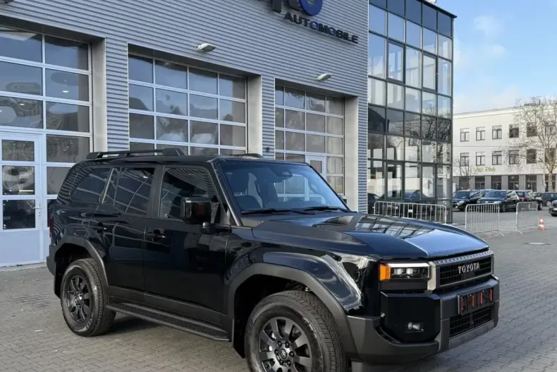 Toyota Land Cruiser din 2025 cu 20 km - oferta TOY109974 - foto 2