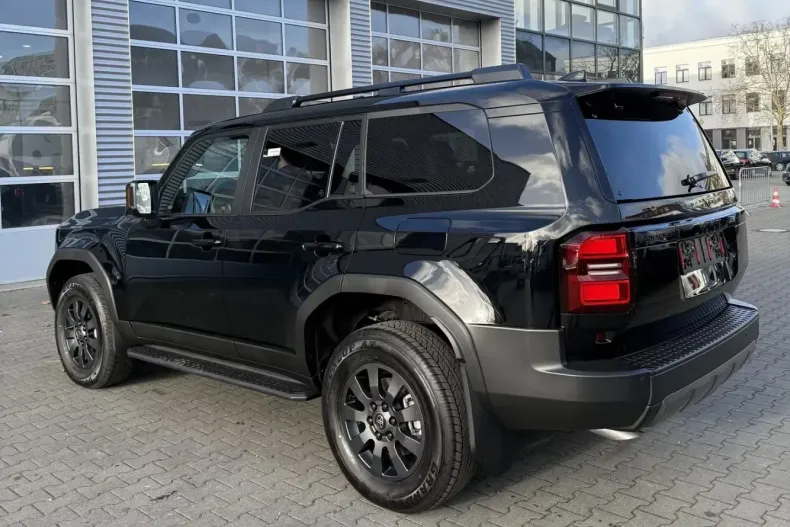 Toyota Land Cruiser din 2025 cu 20 km - oferta TOY109974 - foto 3