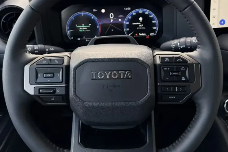 Toyota Land Cruiser din 2025 cu 20 km - oferta TOY109974 - foto 7