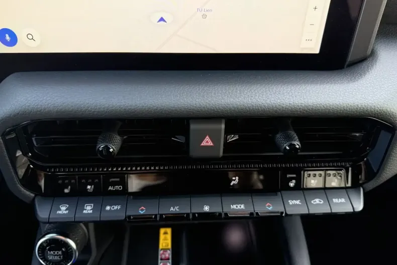 Toyota Land Cruiser din 2025 cu 20 km - oferta TOY109974 - foto 12