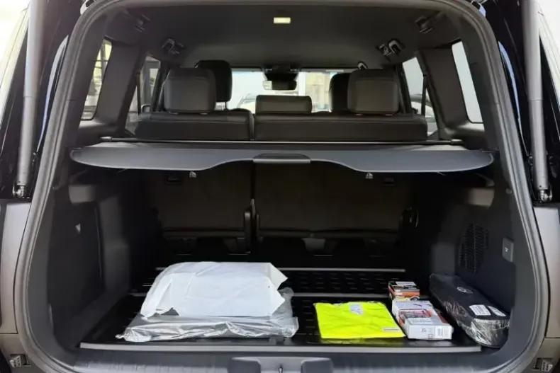 Toyota Land Cruiser din 2025 cu 20 km - oferta TOY109974 - foto 17