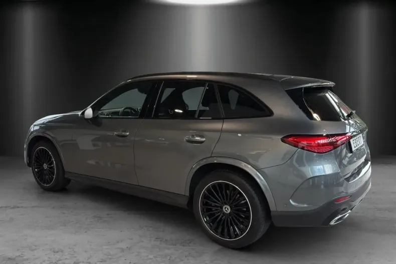 Mercedes-Benz GLC 200 din 2022 cu 46.443 km - oferta MER109975 - foto 3