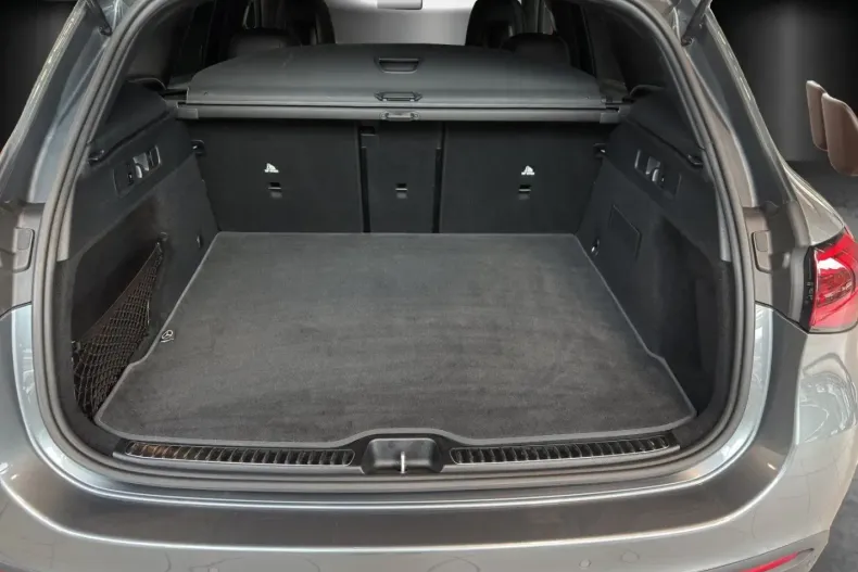 Mercedes-Benz GLC 200 din 2022 cu 46.443 km - oferta MER109975 - foto 7