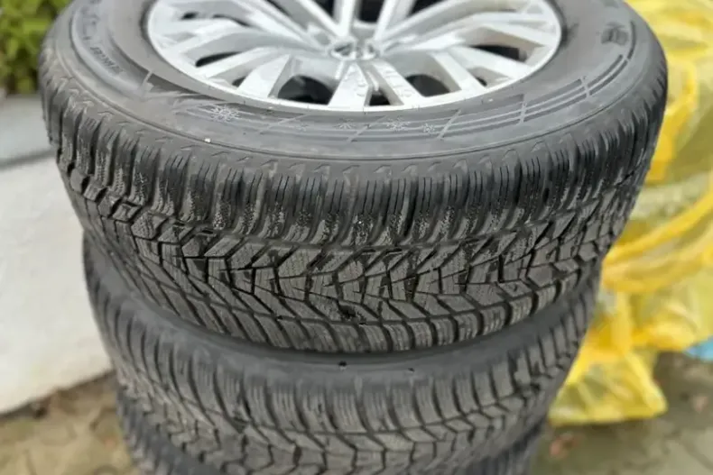 Volkswagen Touareg din 2023 cu 21.721 km - oferta VOL109978 - foto 26