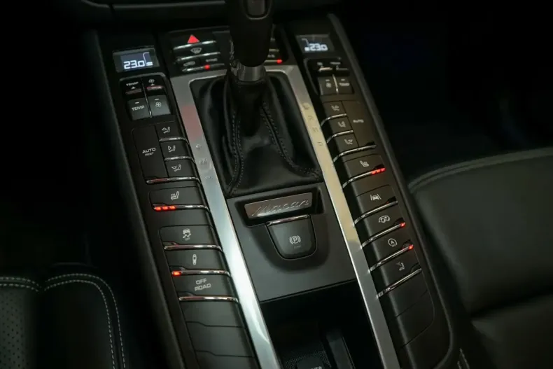 Porsche Macan din 2020 cu 85.500 km - oferta POR109983 - foto 29