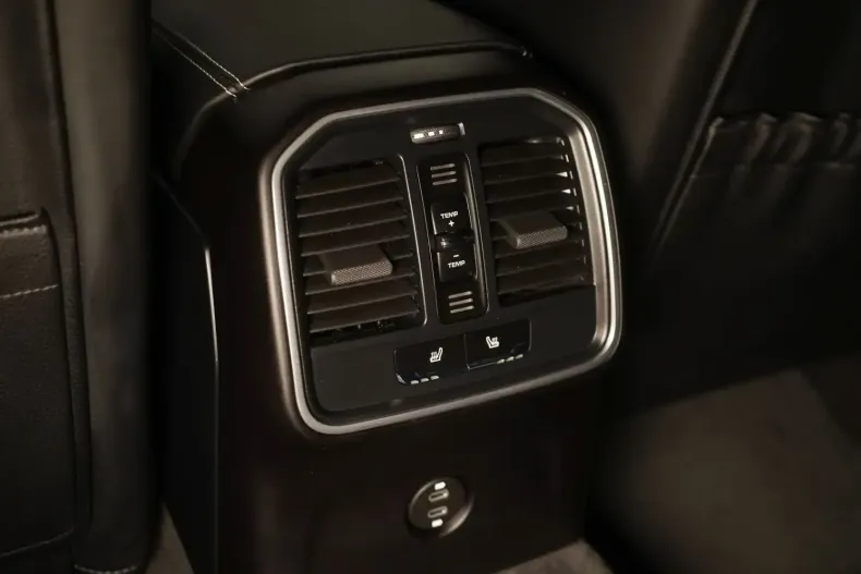 Porsche Macan din 2020 cu 85.500 km - oferta POR109983 - foto 36