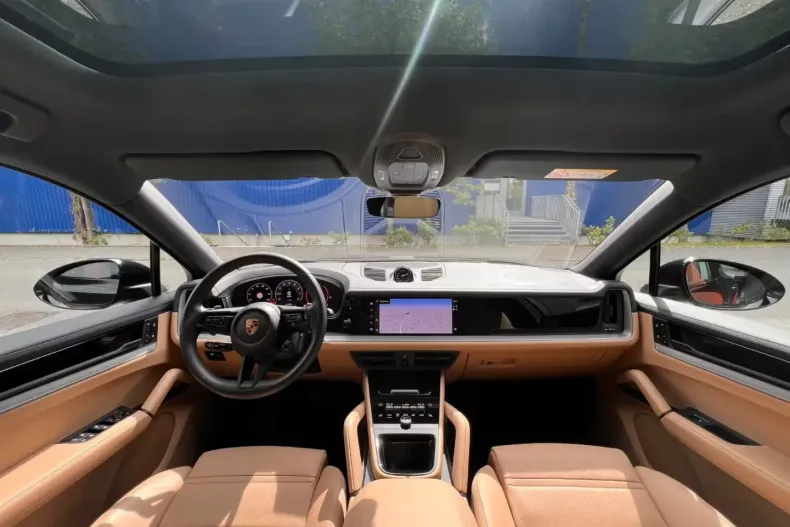 Porsche Cayenne din 2023 cu 19.800 km - oferta POR109990 - foto 4