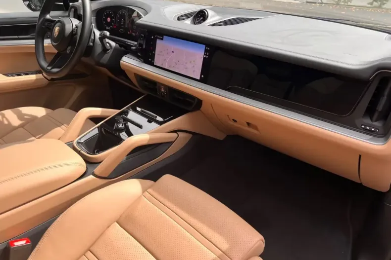 Porsche Cayenne din 2023 cu 19.800 km - oferta POR109990 - foto 9