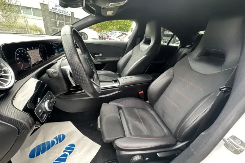 Mercedes-Benz CLA 200 din 2023 cu 68.695 km - oferta MER109994 - foto 4