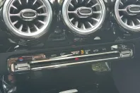 Mercedes-Benz CLA 200 din 2023 cu 68.695 km - oferta MER109994 - foto 21