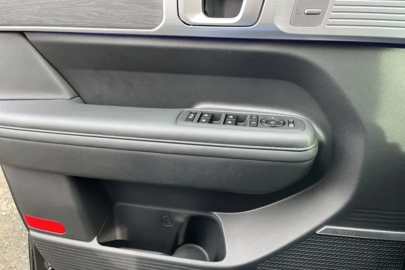 Hyundai SANTA FE din 2024 cu 12.000 km - oferta HYU109998 - foto 9