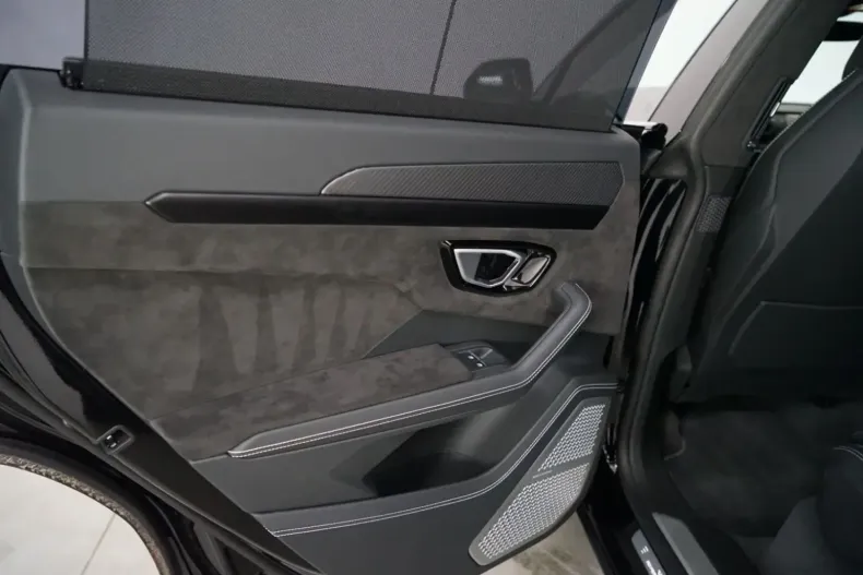 Lamborghini Urus din 2024 cu 13.048 km - oferta LAM110009 - foto 21