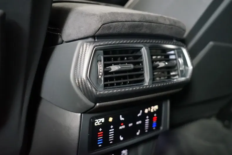 Lamborghini Urus din 2024 cu 13.048 km - oferta LAM110009 - foto 24