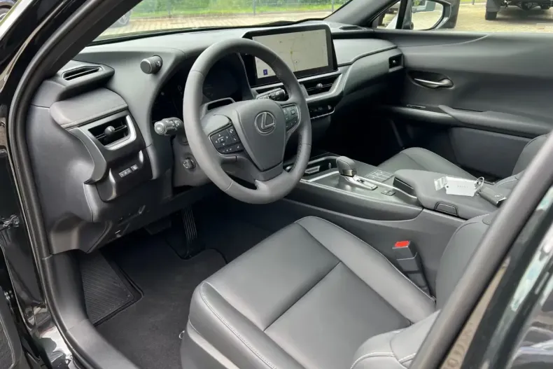 Lexus UX din 2025 cu 10 km - oferta LEX110010 - foto 8