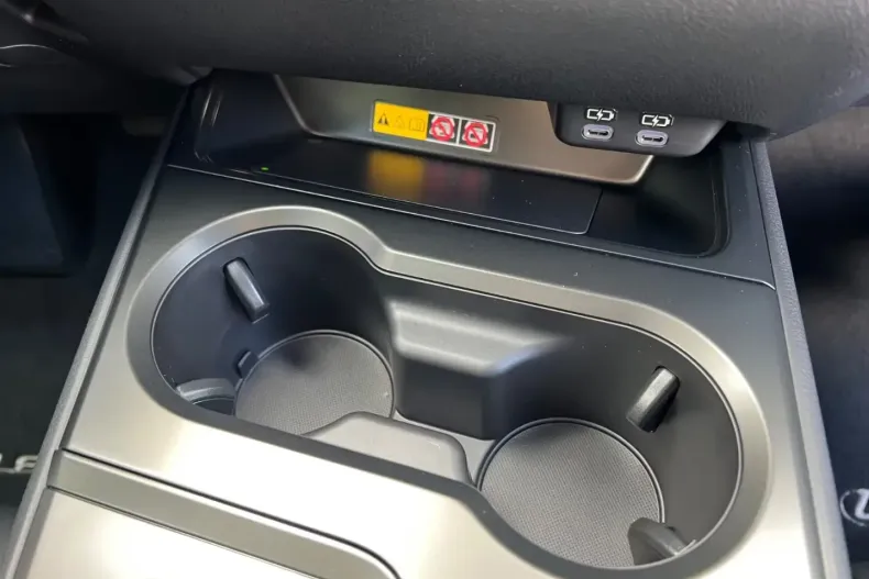 Lexus UX din 2025 cu 10 km - oferta LEX110010 - foto 18