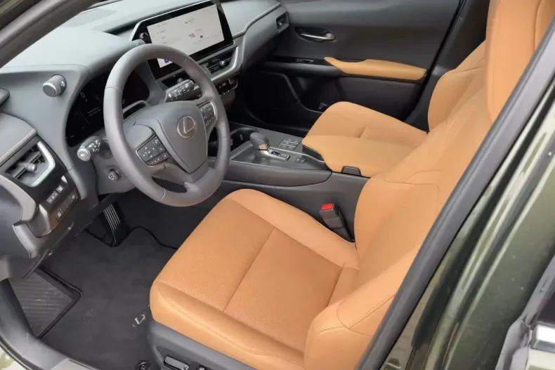 Lexus UX din 2024 cu 1.628 km - oferta LEX110012 - foto 6