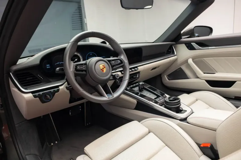 Porsche 911 din 2023 cu 18.200 km - oferta POR110014 - foto 14