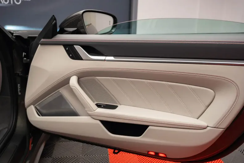 Porsche 911 din 2023 cu 18.200 km - oferta POR110014 - foto 18