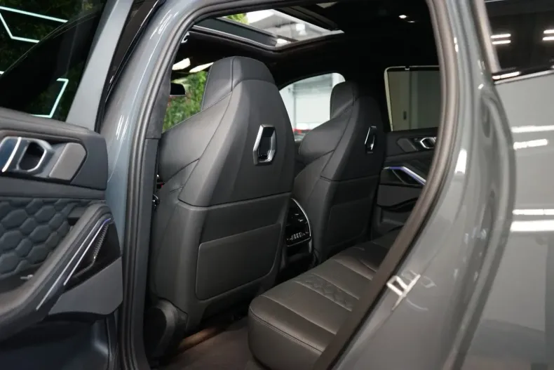 BMW X6 M din 2024 cu 12.920 km - oferta BMW110030 - foto 13