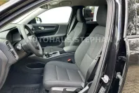 Volvo XC40 din 2023 cu 9.000 km - oferta VOL110032 - foto 8