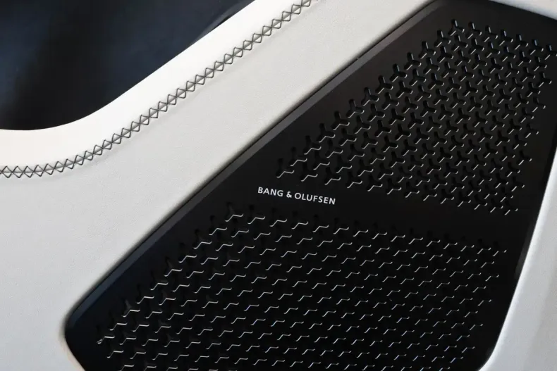 Lamborghini Urus din 2025 cu 870 km - oferta LAM110036 - foto 16