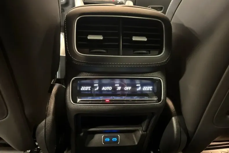 Mercedes-Benz GLE 63 AMG din 2023 cu 14.000 km - oferta MER110037 - foto 22