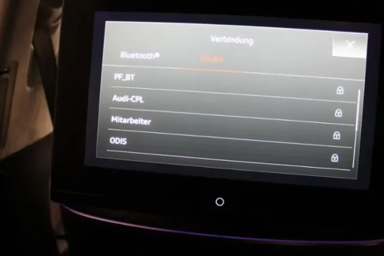 Audi A8 din 2022 cu 69.990 km - oferta AUD110038 - foto 14