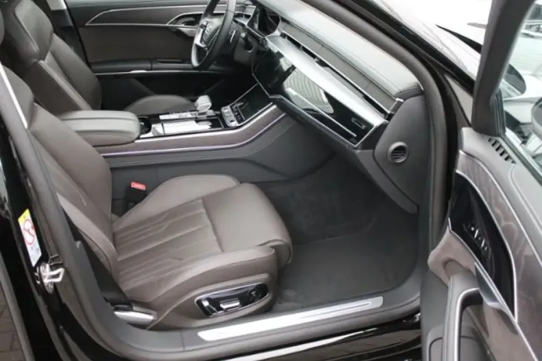 Audi A8 din 2022 cu 69.990 km - oferta AUD110038 - foto 16