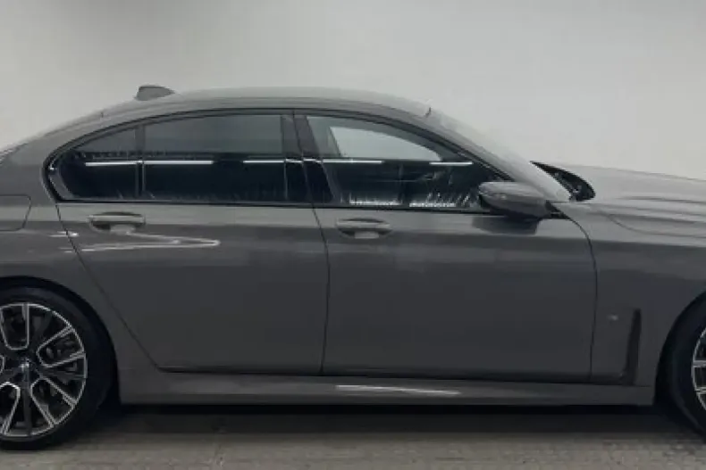 BMW 750 din 2021 cu 79.987 km - oferta BMW110040 - foto 5