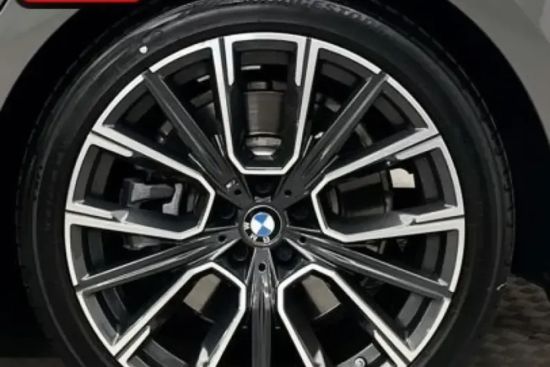 BMW 750 din 2021 cu 79.987 km - oferta BMW110040 - foto 10