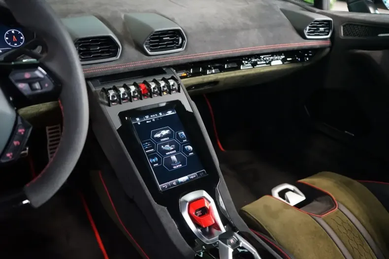 Lamborghini Huracán din 2023 cu 11.984 km - oferta LAM110050 - foto 27